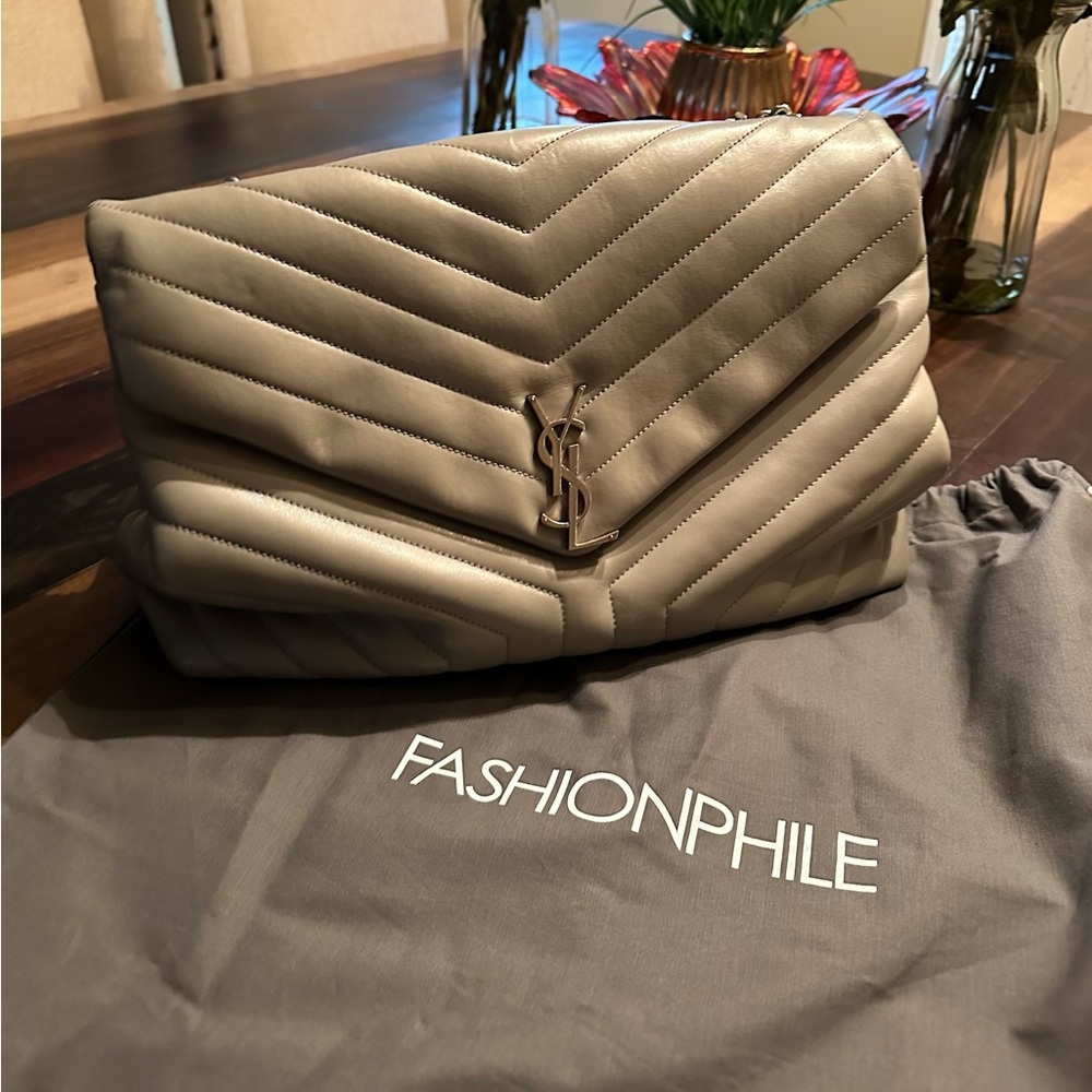 YSL Yves Saint Laurent Loulou Large